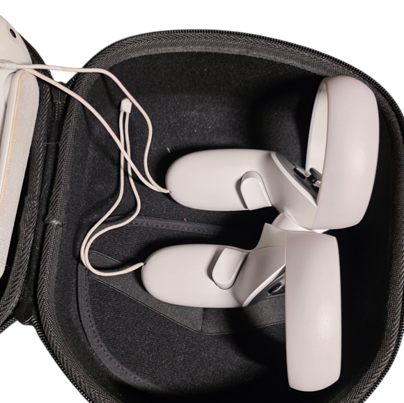 Oculus White VR Headset Full Kit 128GB Tested Functional - Picture 7 of 12